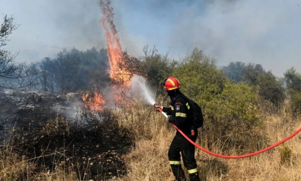 Ξάνθη: Καλύτερη η εικόνα της πυρκαγιάς στη Λευκόπετρα